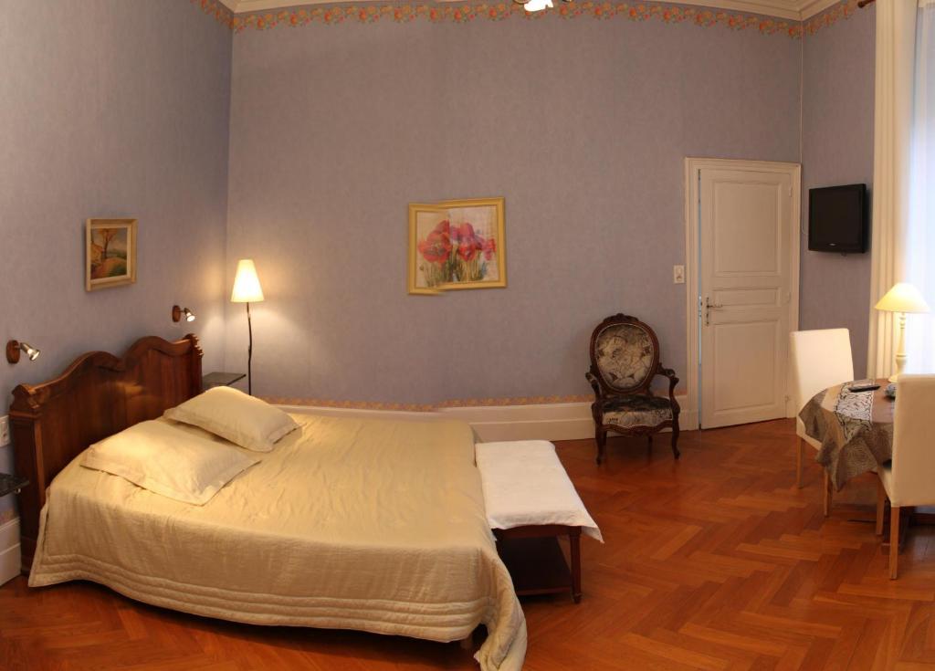Chambres D'Hotes Chateau De Viviez ภายนอก รูปภาพ