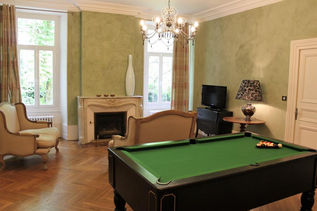 Chambres D'Hotes Chateau De Viviez ภายนอก รูปภาพ